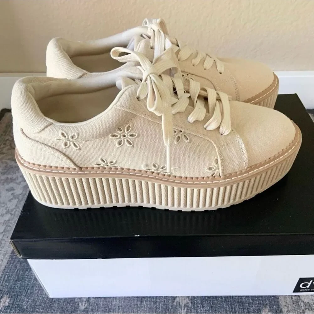 NWT DV Dolce Vita 9 Brin Canvas Eyelet Chunky Platform Lace Up Sneakers Shoes
